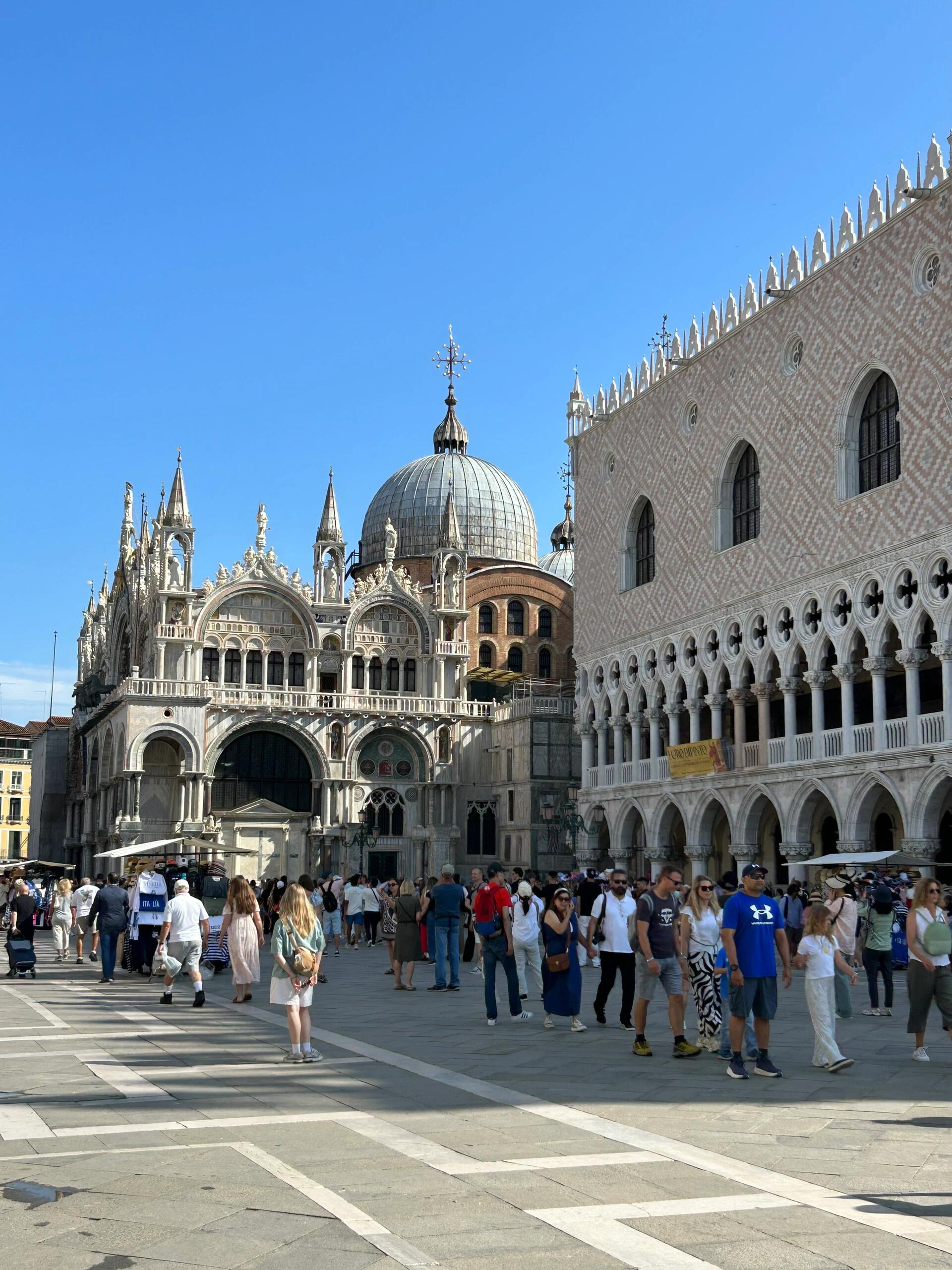 Nomad Signature Italy